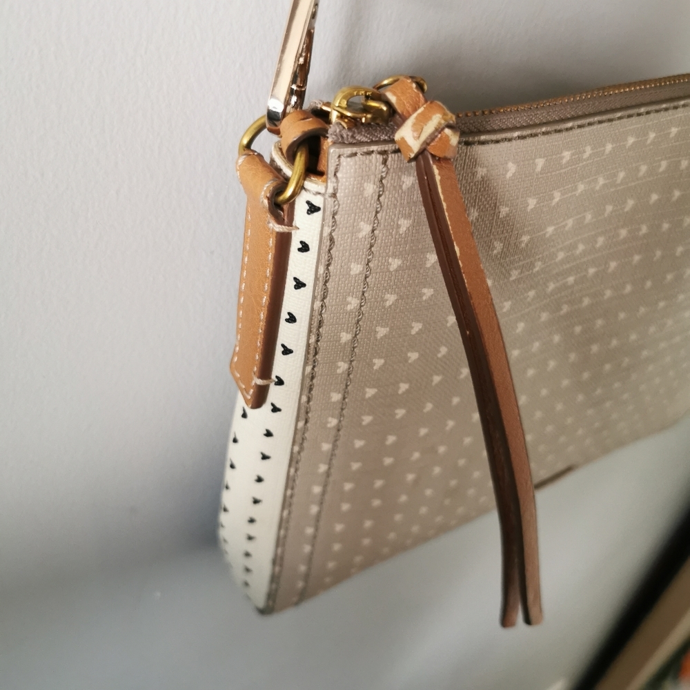 Fossil Crossbody Vegan Bag - Picture 5 of 14